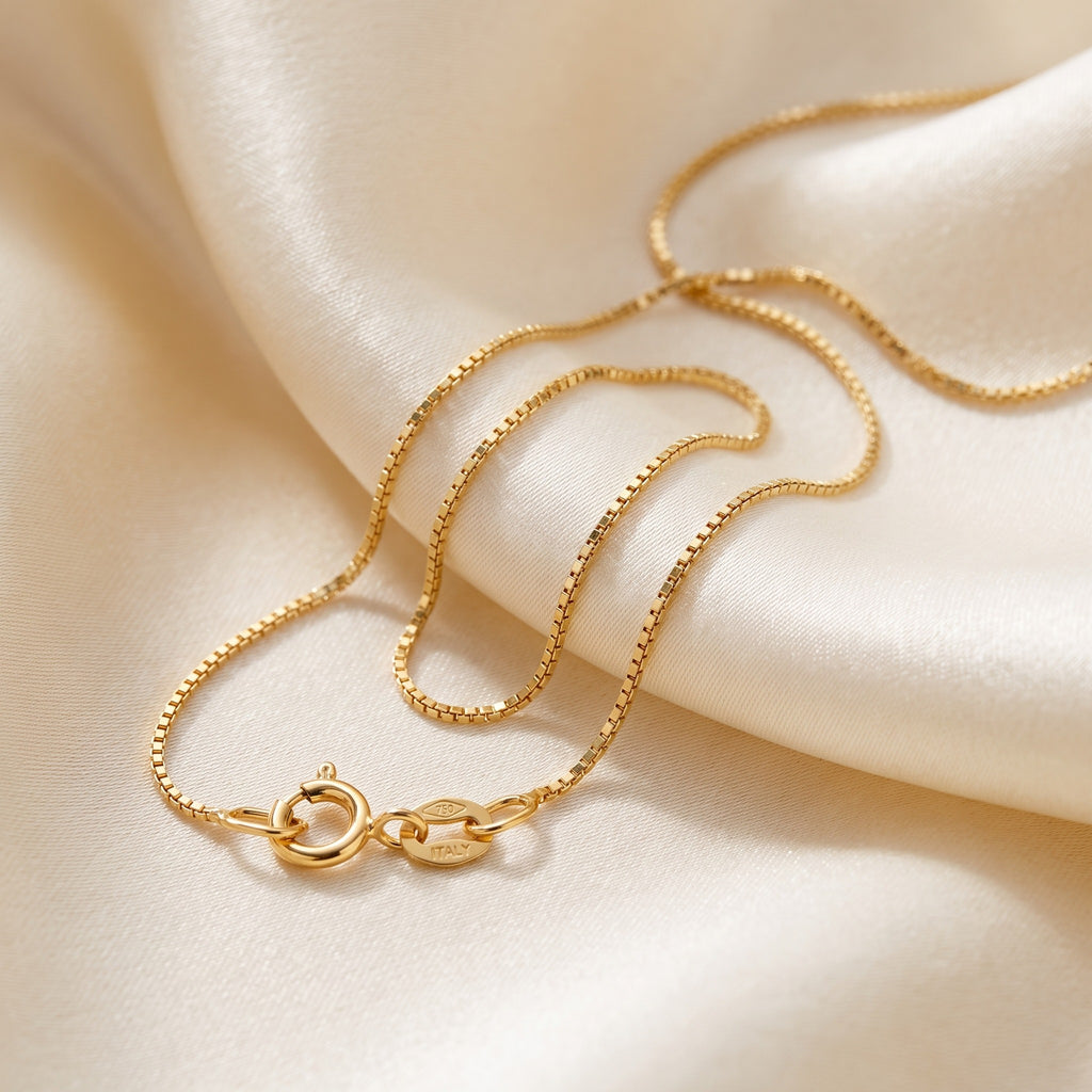 Box Chain 0.52mm - Yellow Gold - luxury lifestyle image