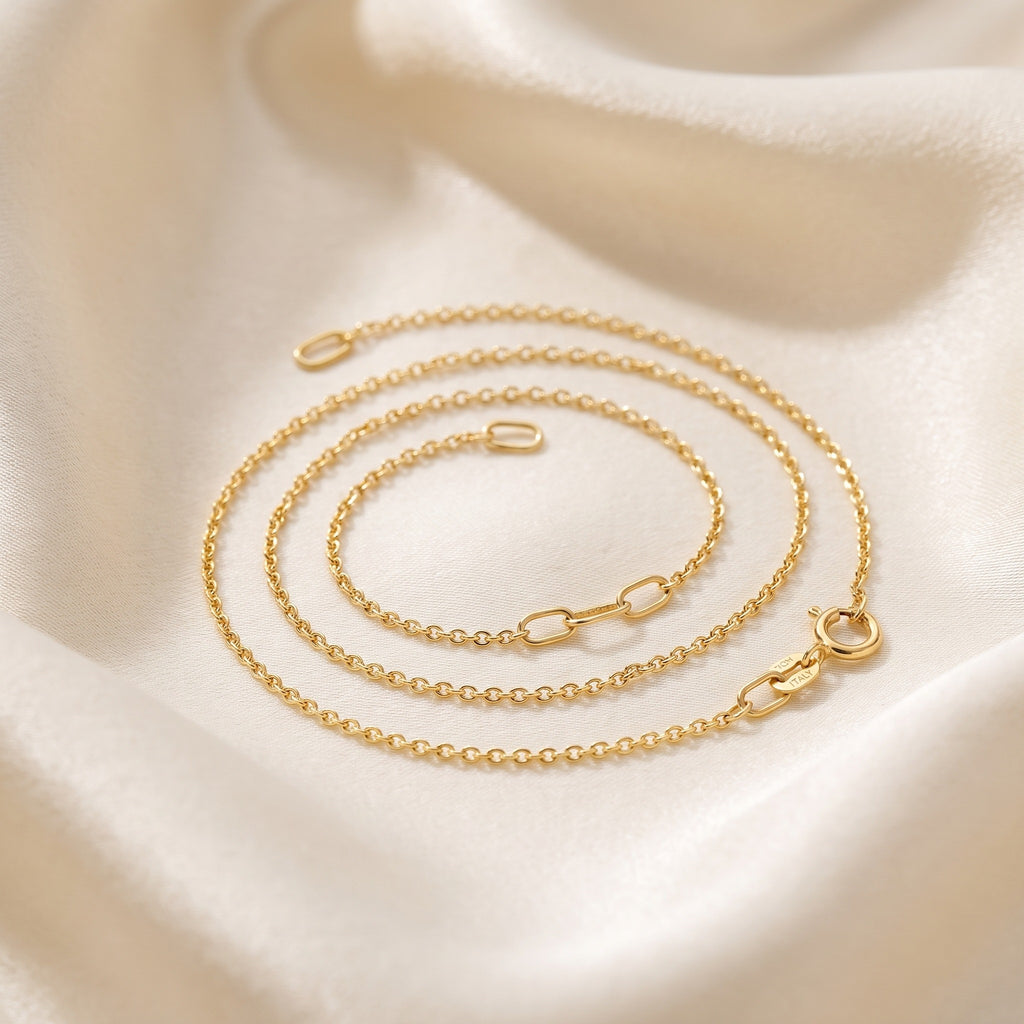 Cable Chain 0.90mm - Yellow Gold - luxury lifestyle image