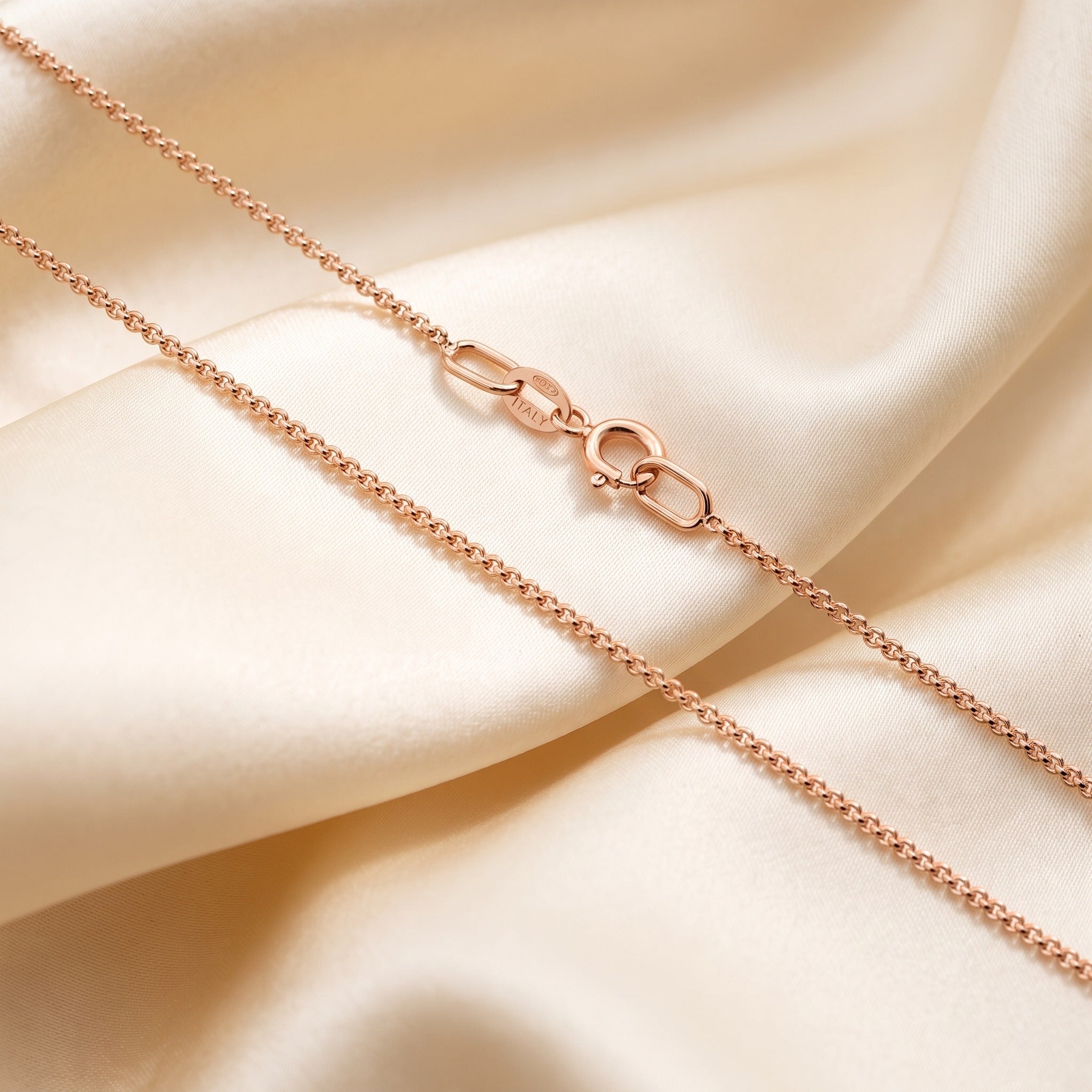 Cable Chain 0.90mm - Rose Gold - luxury lifestyle image