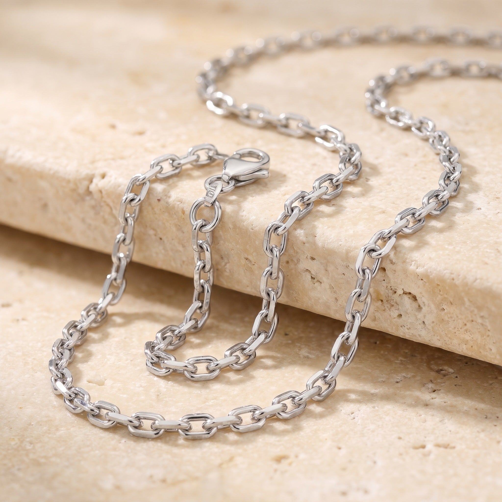 Diamond Cut Anchor Chain 2.20mm - White Gold - luxury lifestyle image