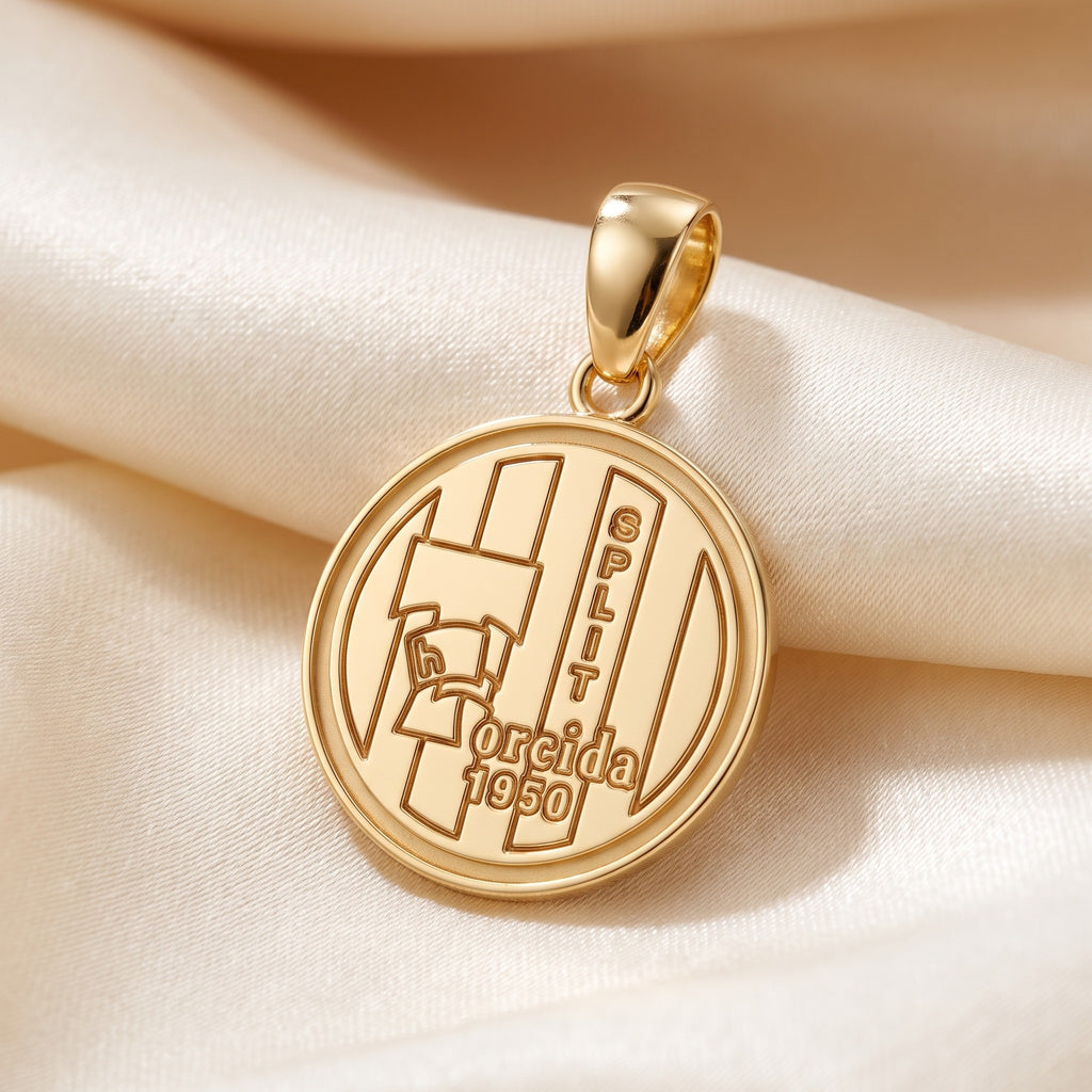 9ct Gold Torcida - luxury lifestyle image